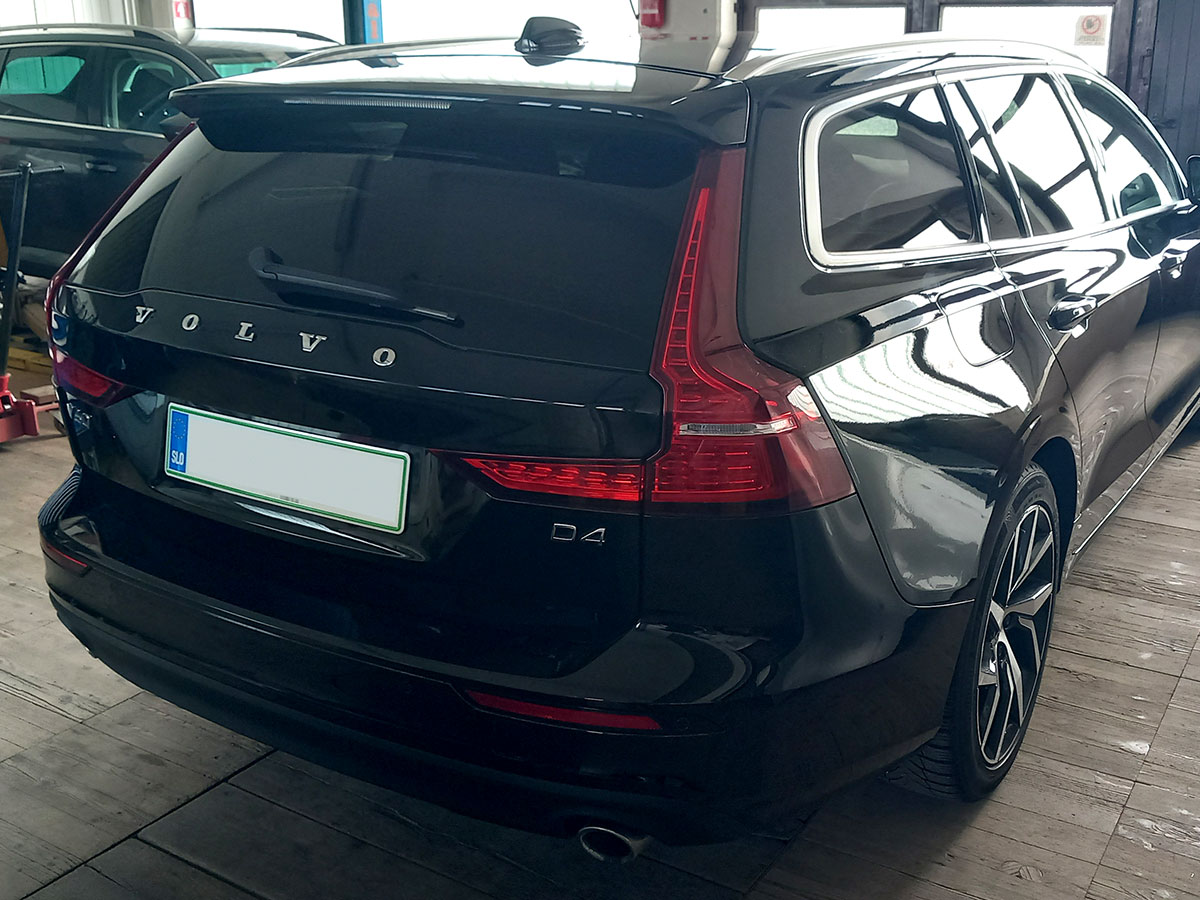 popravilo poškodbe karoserije v avtokleparski delavnici Kranj